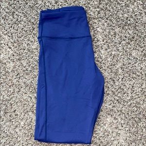 Women’s blue leggings *Never Worn*